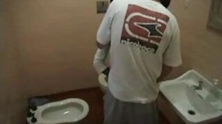 عاهرة فلم سكس اجنبي مترجم شهوانية (شيان فوكسس) تركب القضيب مثل المحترفين